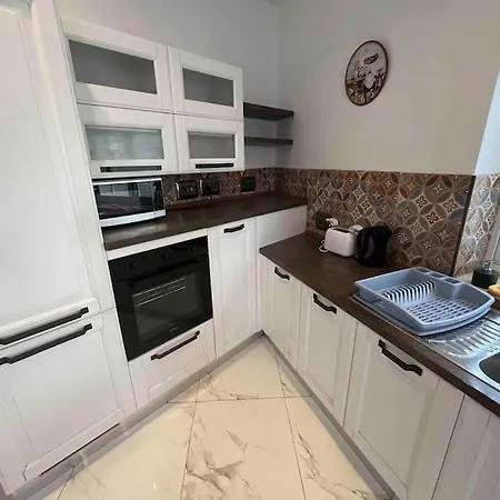 Entire Private House With Large Yard Is-Swieqi